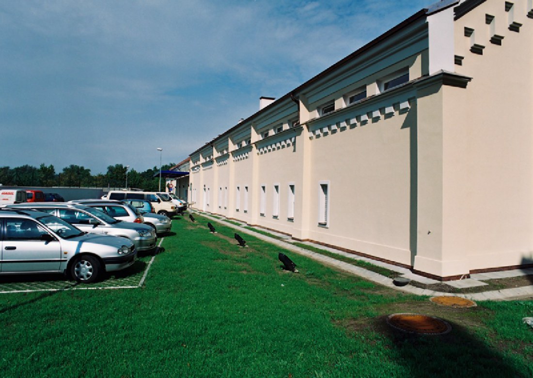 New warehouse building in the Vokovice Business-Administration complex – Evropská,